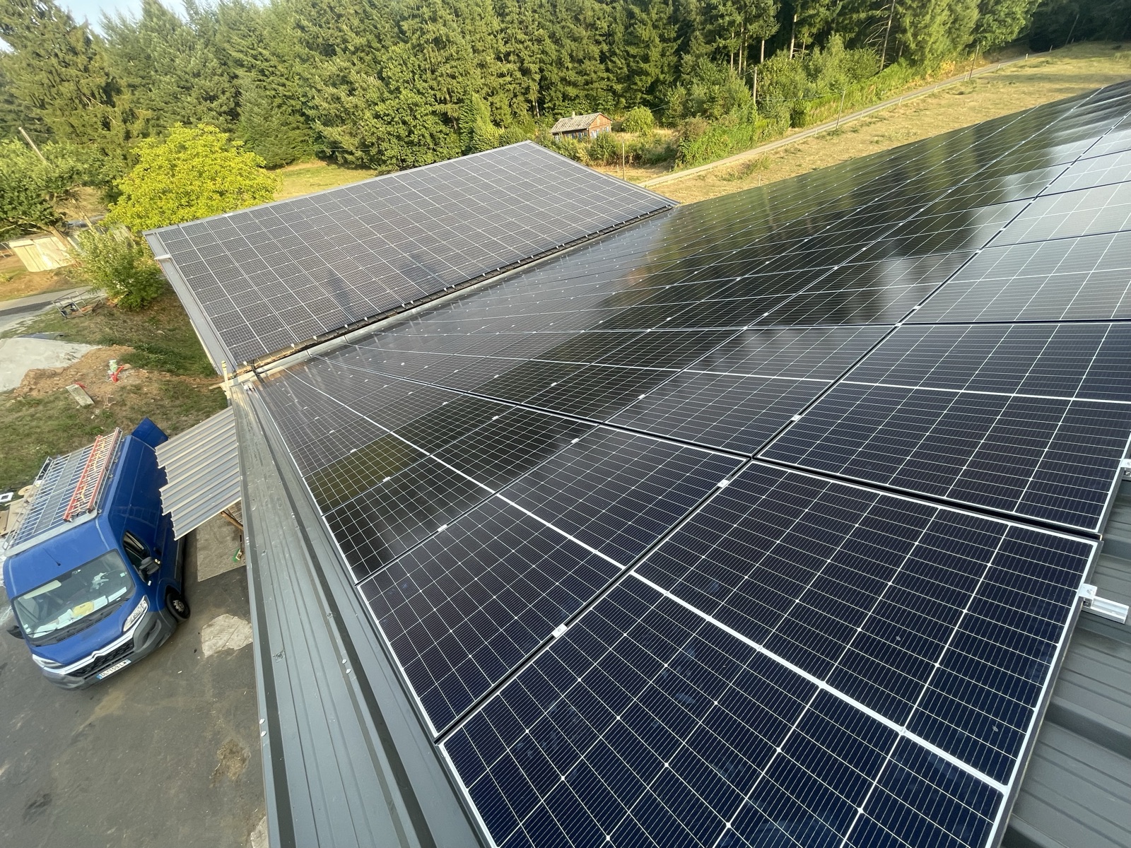 Installation photovoltaïque professionnelle ou agricole — SLG RESEAU ENR Loire