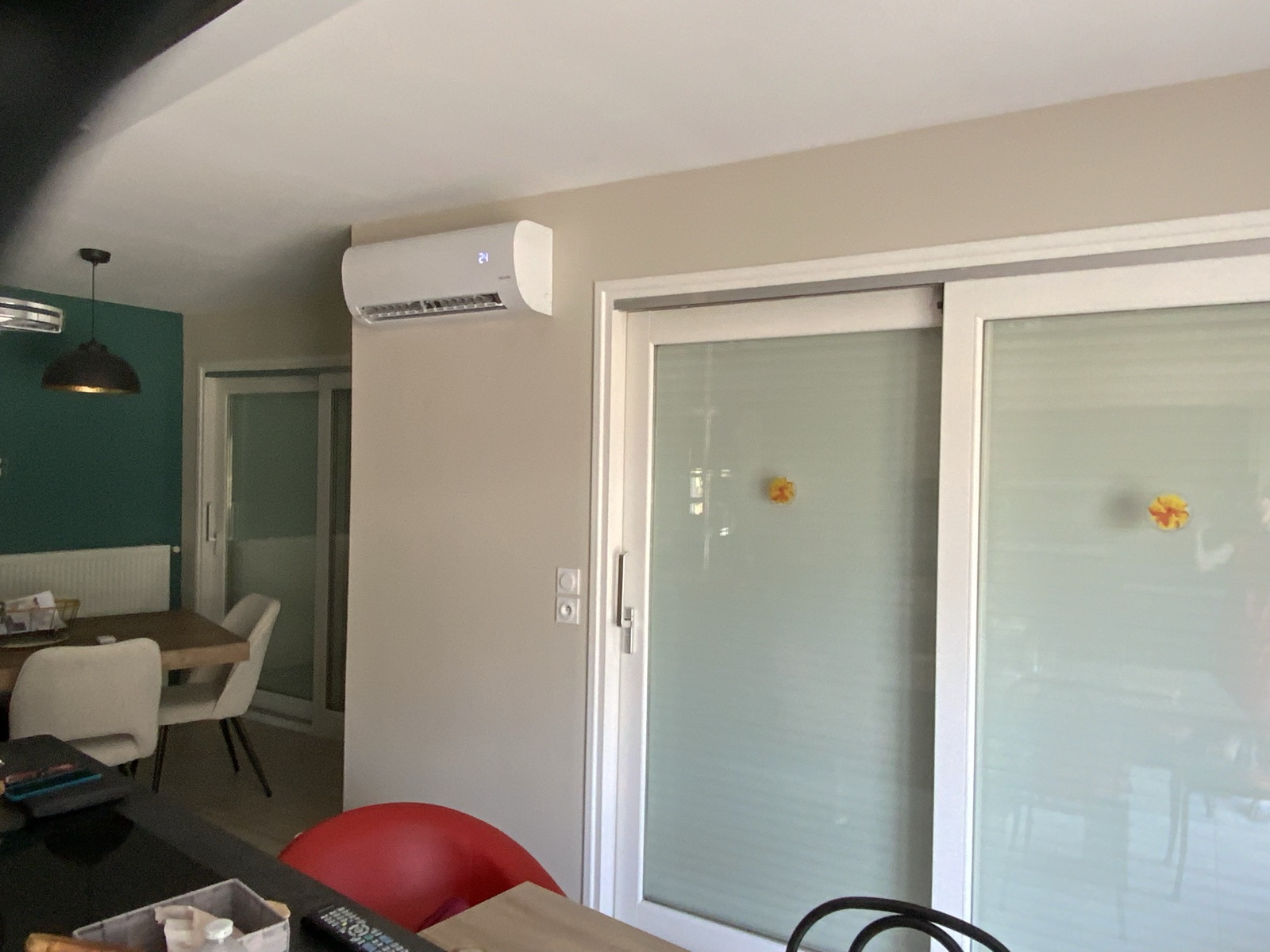 Installation climatisation — chantier SLG RESEAU ENR Loire