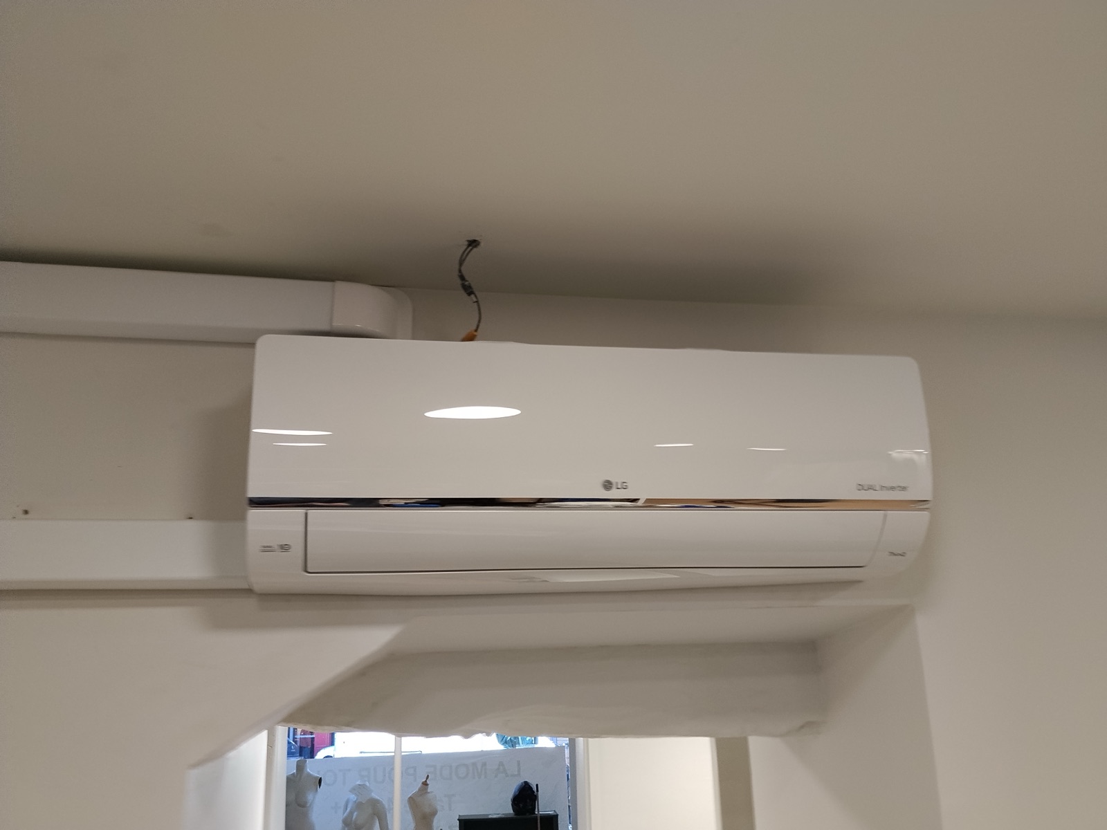 Installation climatisation — chantier SLG RESEAU ENR Loire